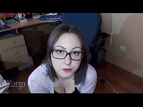 ❤️ Sexet pige med briller sutter Dildo dybt på kamera ❤️ Fucking at da.passionateembracespotlight.ru